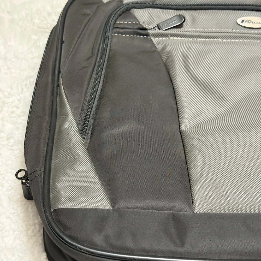 NWOT Targus CVR400 Laptop Briefcase 14–15” Computer Case Travel Work Bag